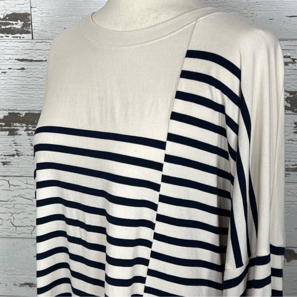 CABI Box Stripe Tee Bell Sleeve Cream and Navy Sz L #4237 NWOT - Picture 3 of 6